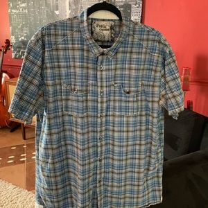 Public Opinion Men’s XL short sleeve button down